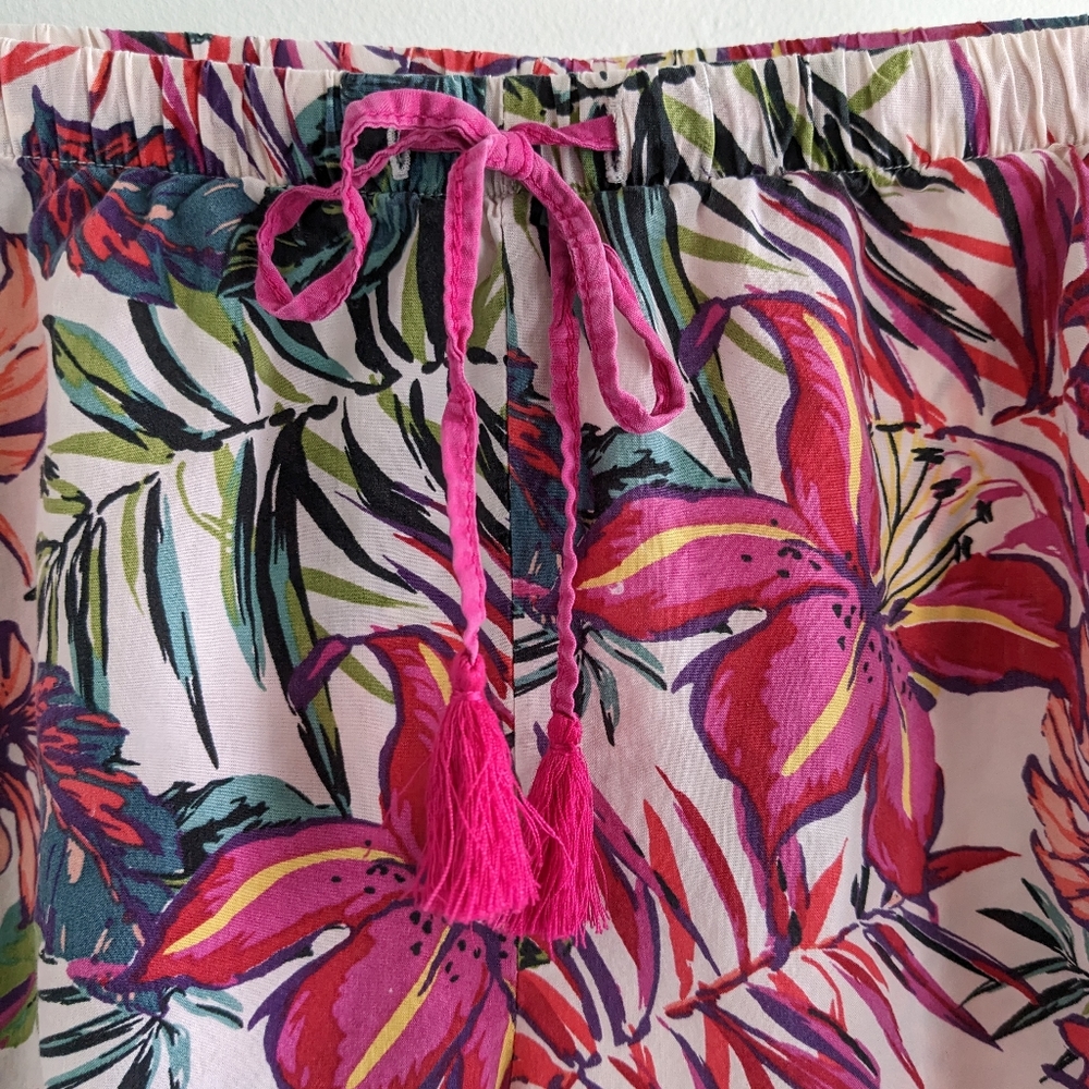 Gilligan & O'Malley Sleepwear Boho Tropical Shorts - Picture 2 of 4